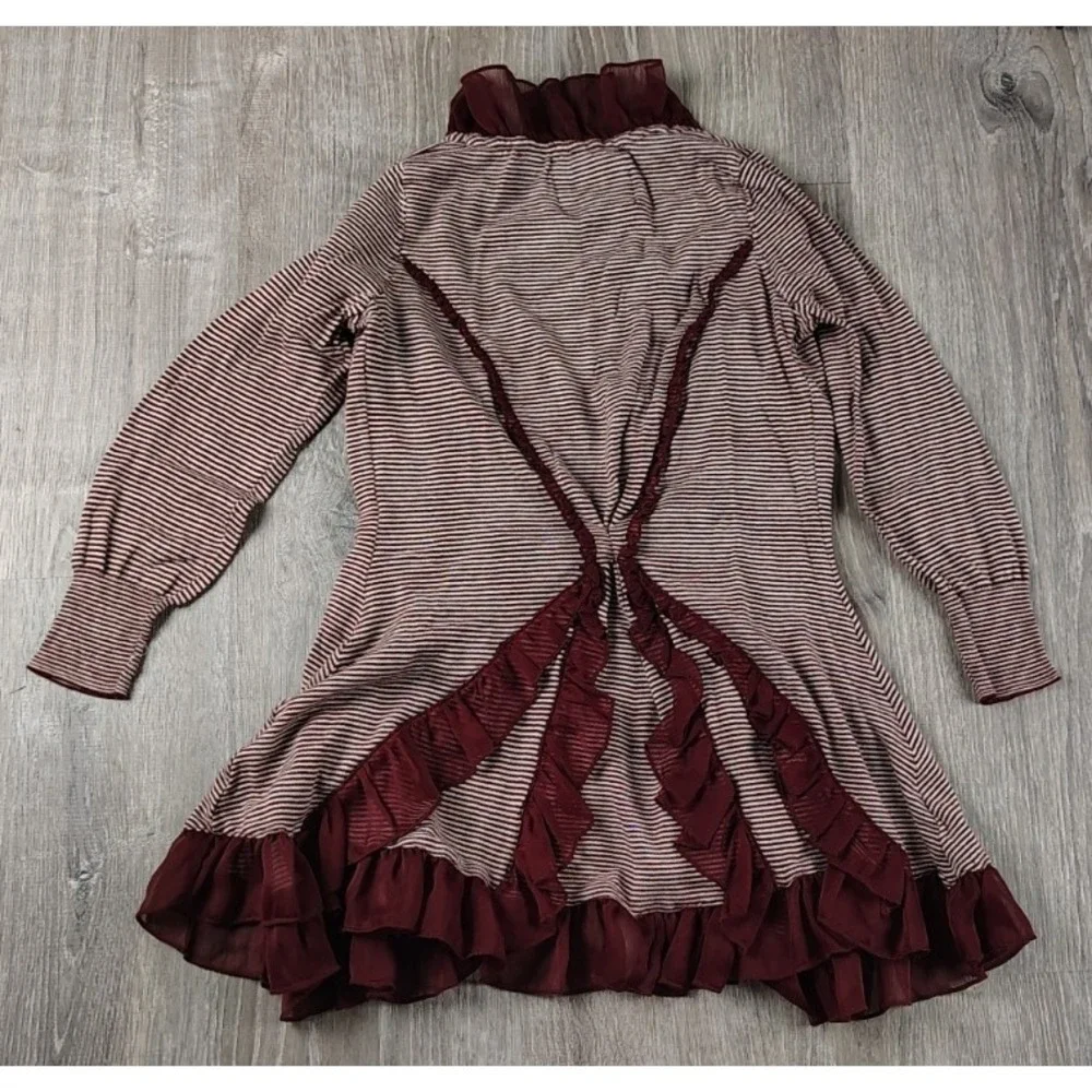 GUINEVERE XS‎ Anthropologie Cardigan Knit Top Ruffle Edge Burgundy Stripe Hook
